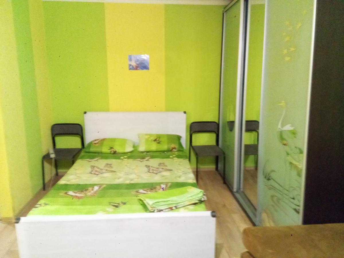 Район Деснянской Правды Apartment Чернихив Екстериор снимка