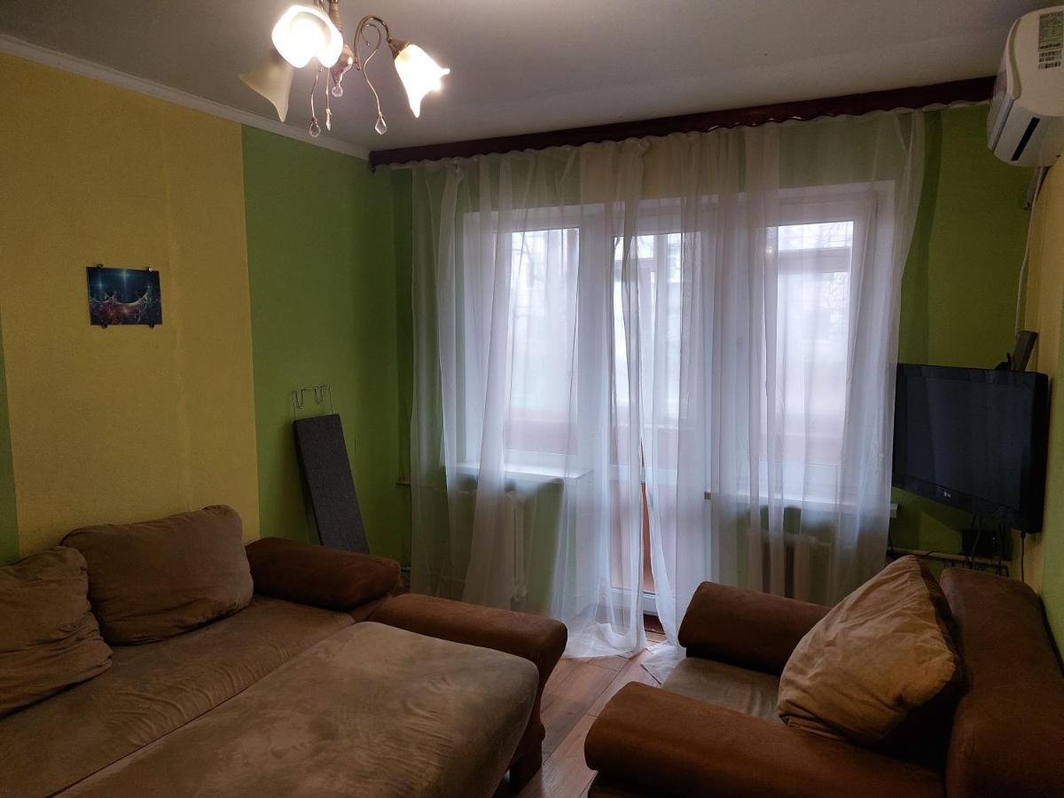 Район Деснянской Правды Apartment Чернихив Екстериор снимка